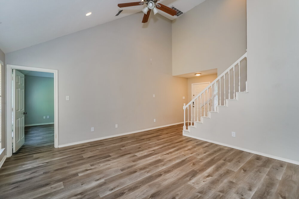 Building Photo - 5221 Tartan Cir