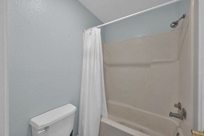 Building Photo - 12247 Trail Hollow Dr