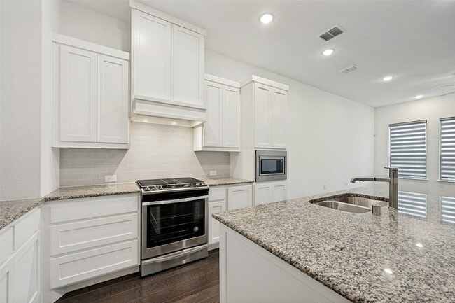 Building Photo - 4565 Stone Valley Trl