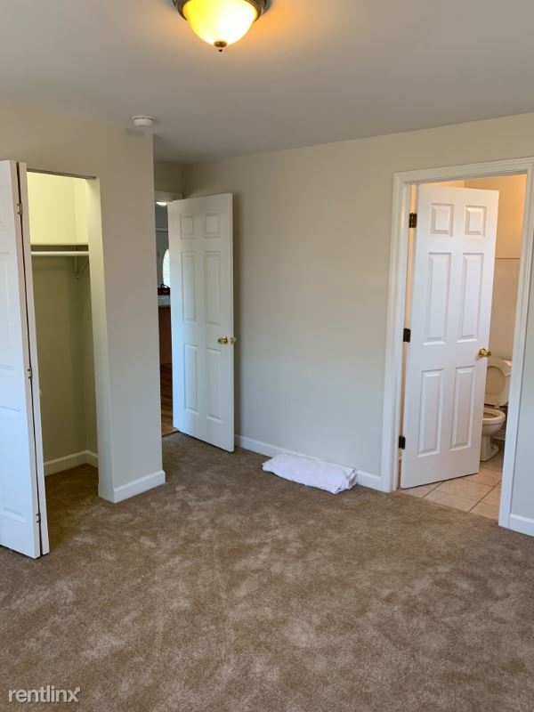 Building Photo - 2 br, 2 bath Apartment - 6414 N RIDGE BLVD