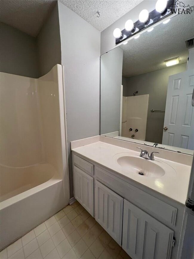 Building Photo - 5316 Pebblestone Dr