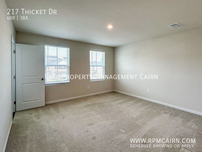 Building Photo - 217 Thicket Dr