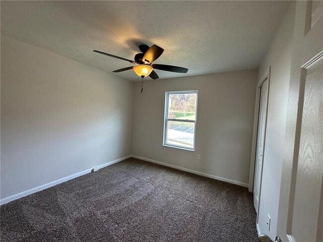 Building Photo - 248 Grace Manor Dr