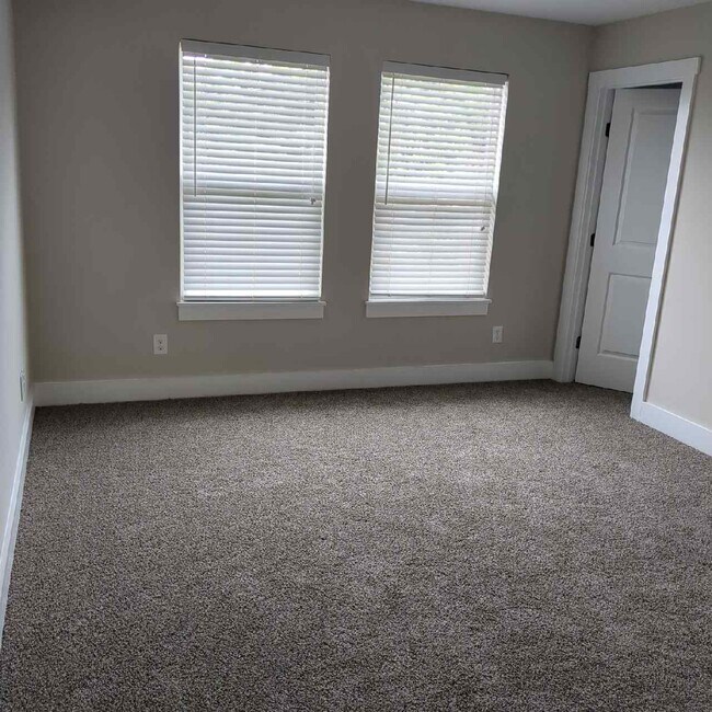 Building Photo - 3536 Steffisburg Dr