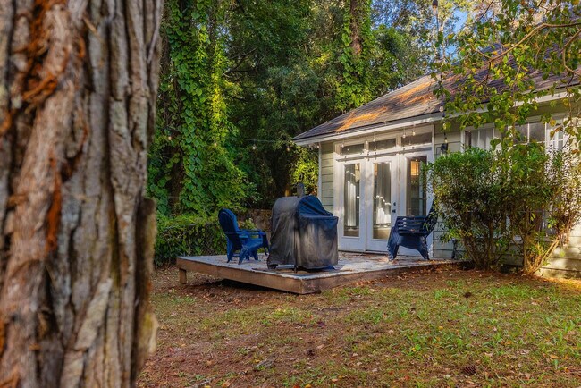 Building Photo - 9 Walthour Cove