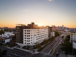 Building Photo - 1521 Hooker St