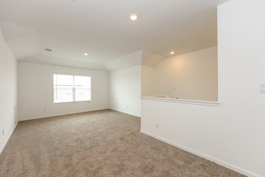 Building Photo - 9920 Pears Ml