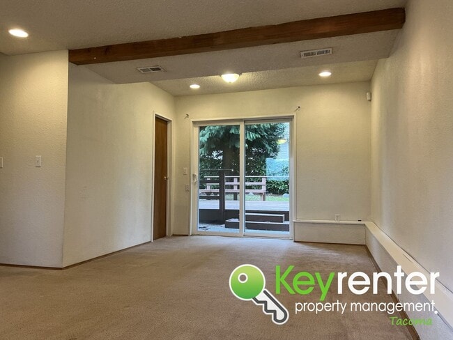 Building Photo - Stunning North End Single-Family Home with...
