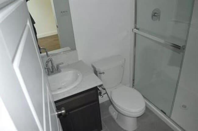 Building Photo - 2447 Quesada Dr