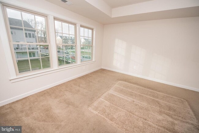 Building Photo - 7444 Burnside Way