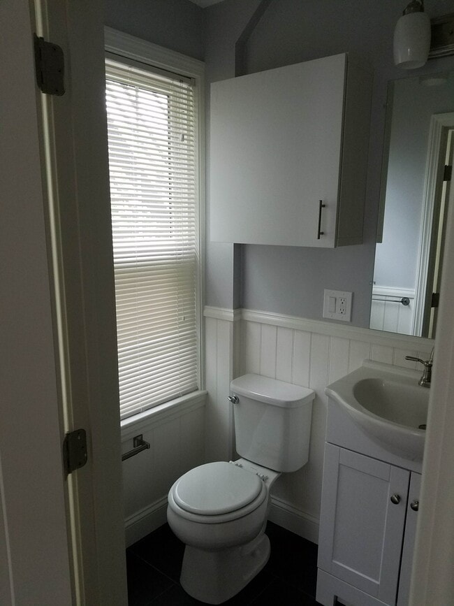 Building Photo - 1 Main St