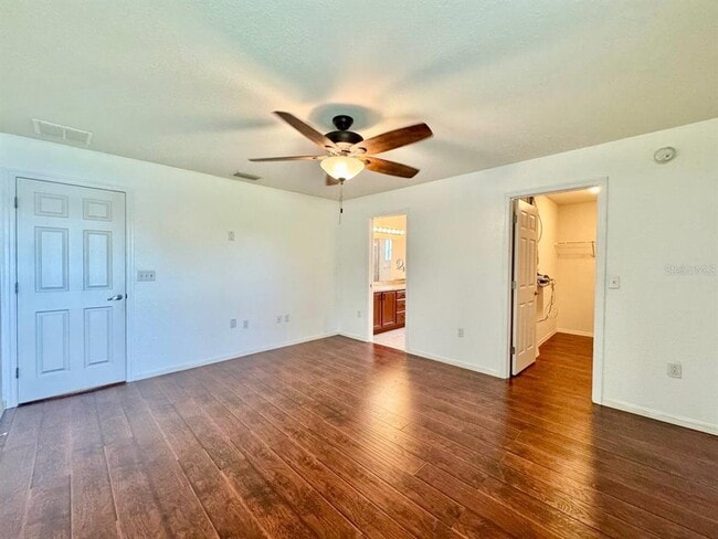 Building Photo - 11346 Southwind Lake Dr