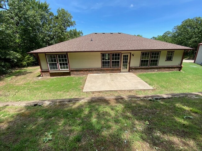 Building Photo - 22885 Angelwood Dr