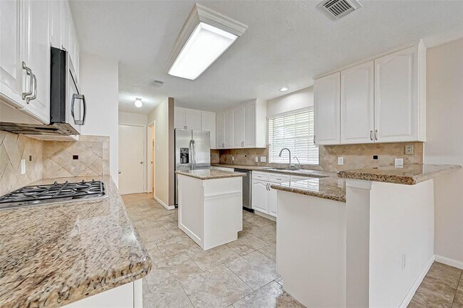 Building Photo - 1630 Berkoff Dr