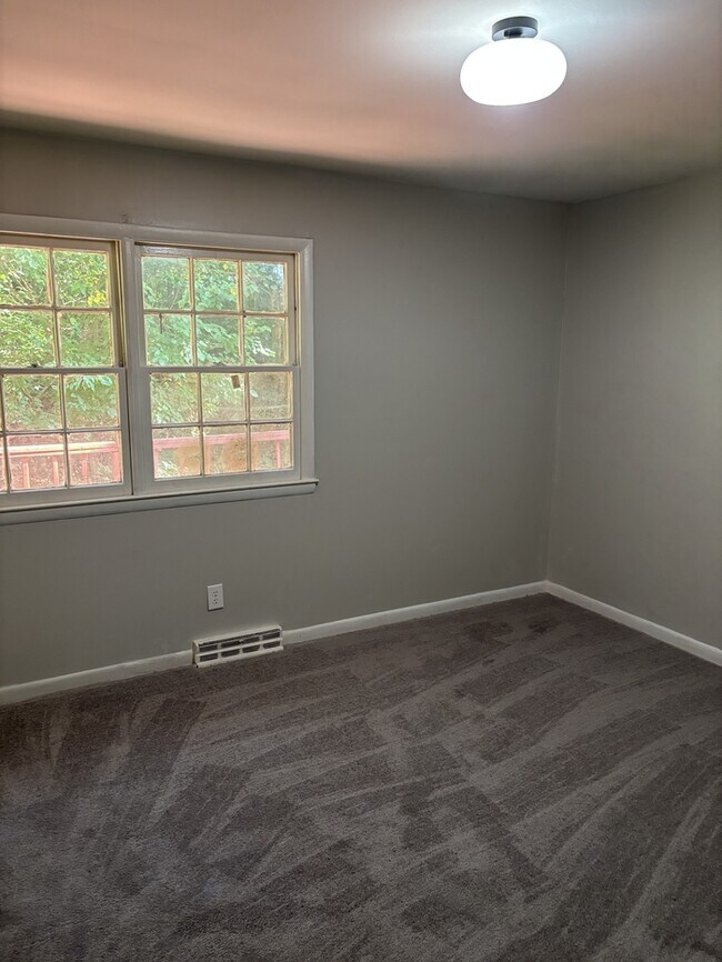 Building Photo - 505 Shamel Ct