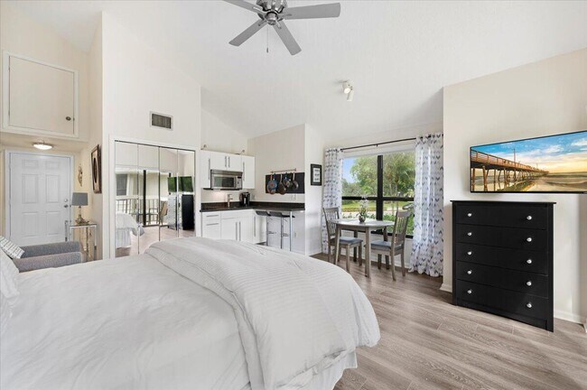 Building Photo - 11863 Wimbledon Cir