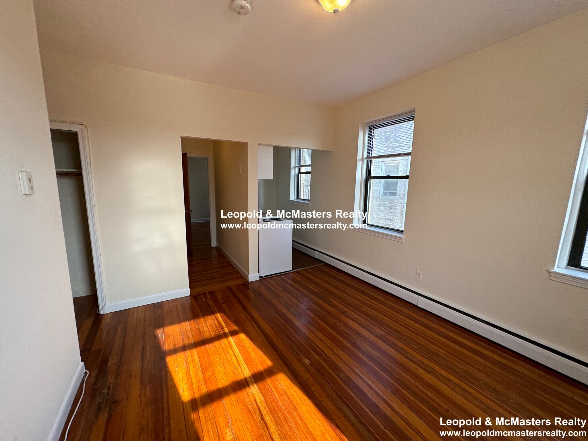 Building Photo - 75 Brighton Ave