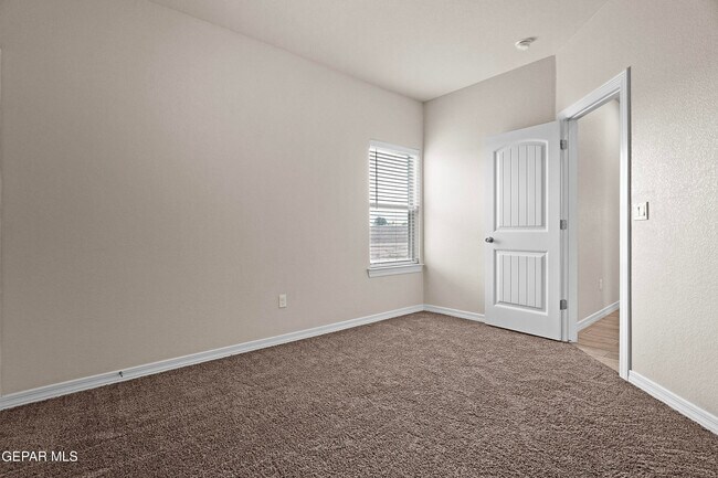 Building Photo - 618 Rafael Marmolejo St