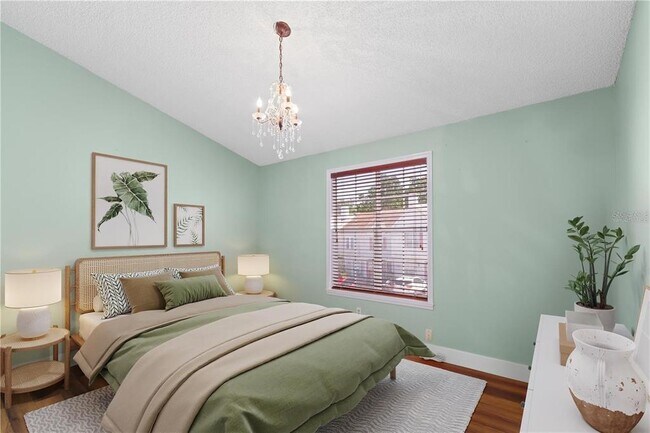 Building Photo - 5704 Bratton Dr