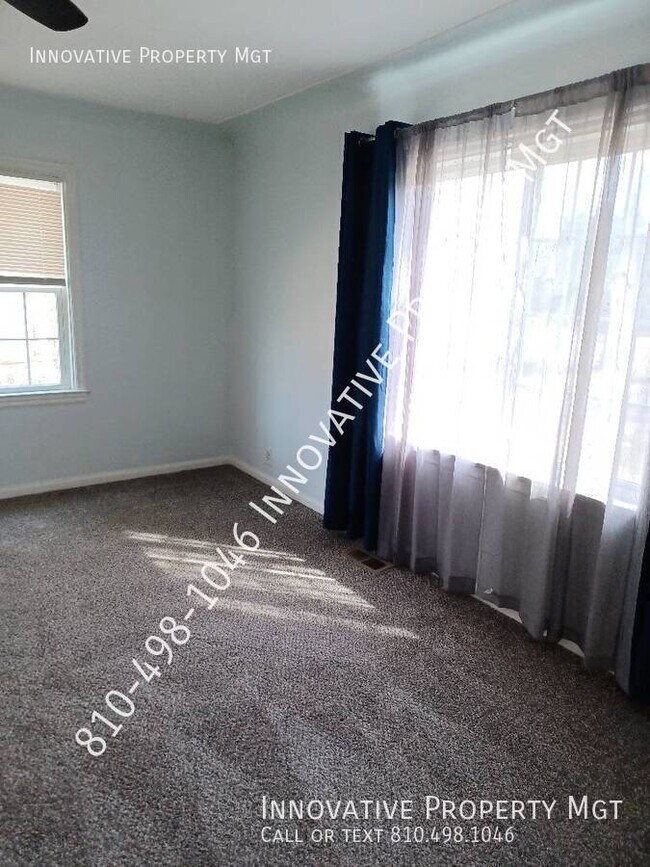 Building Photo - 4354 Elms Rd