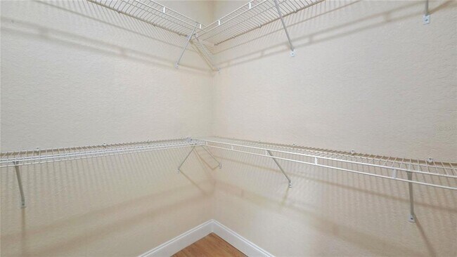 Building Photo - 6055 Westgate Dr