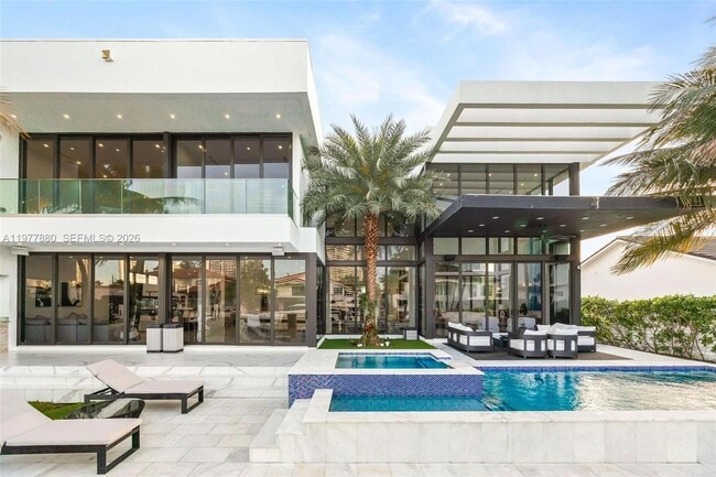 Building Photo - 3367 NE 168th St