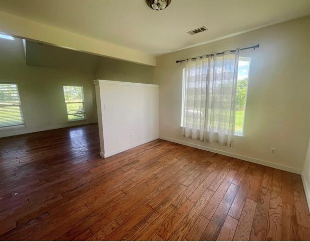 Building Photo - 1692 Farm Rd 2653 S