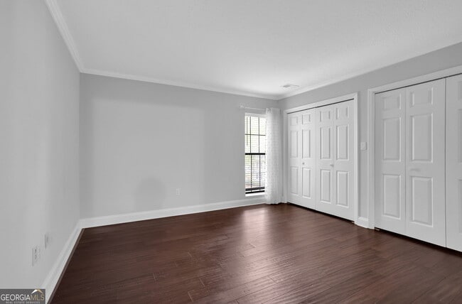 Building Photo - 1104 Pine Heights Dr NE