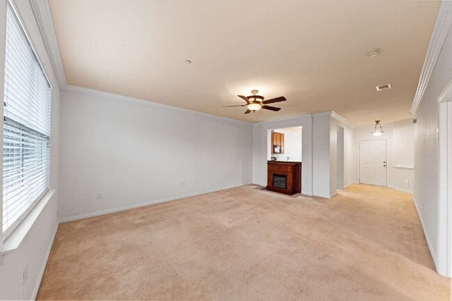 Building Photo - 252 Heritage Hill Dr