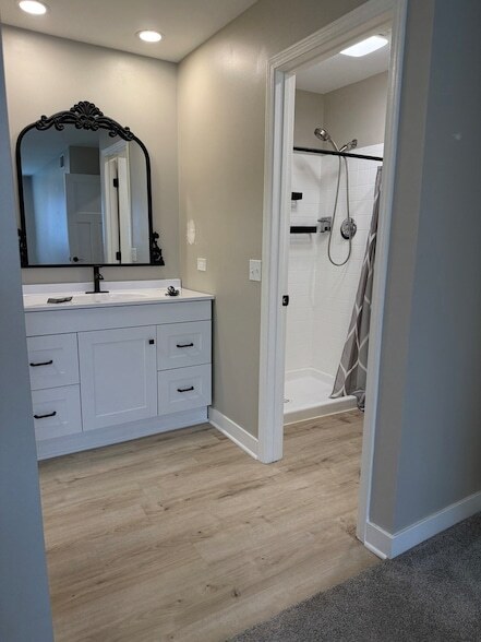 Building Photo - 673 Thorntree Ct