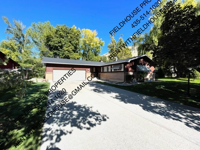 Building Photo - 1760 Foothill Dr