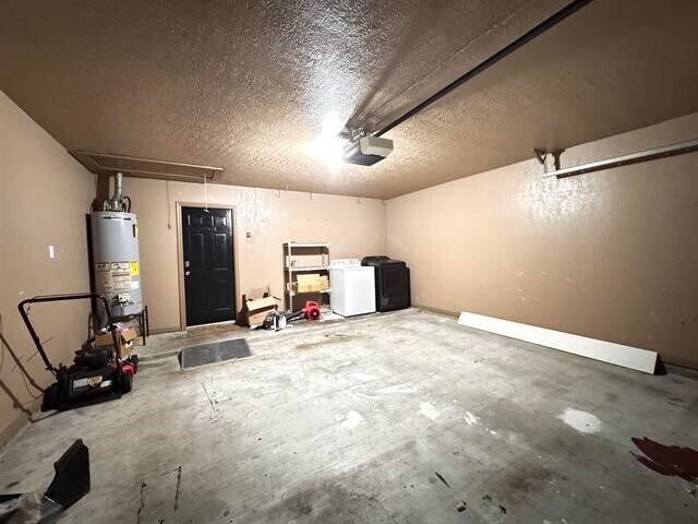 Building Photo - 211 S 5th 1/2 St