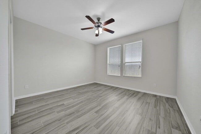 Building Photo - 2619 Skyview Silver Dr