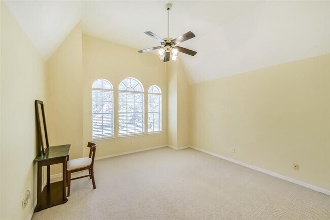 Building Photo - 1706 Galleon Oaks Dr