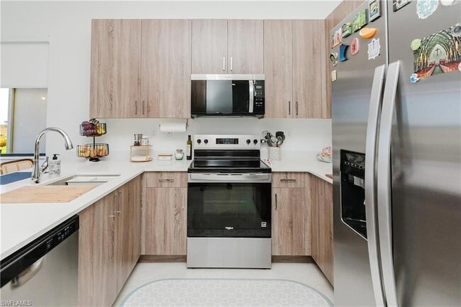 Building Photo - 5875 Cassidy Ln