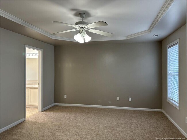 Building Photo - 3679 Pioneer Dr