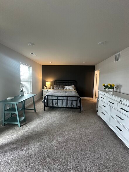 Building Photo - 35436 Wright Way