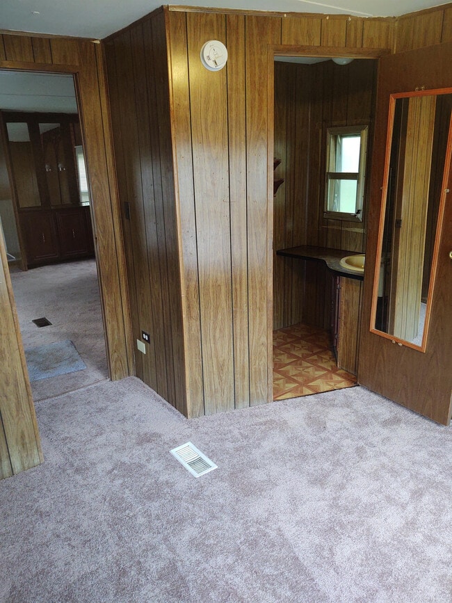 Building Photo - 2827 Forest Edge Way