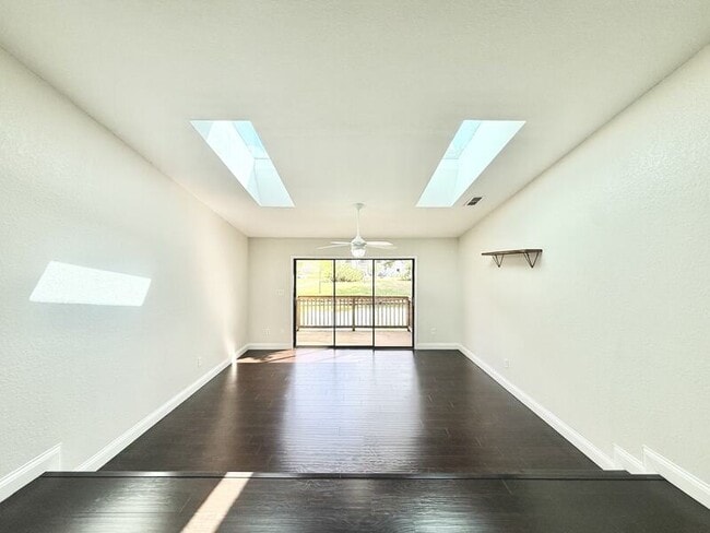 Building Photo - 6388 93rd Terrace N