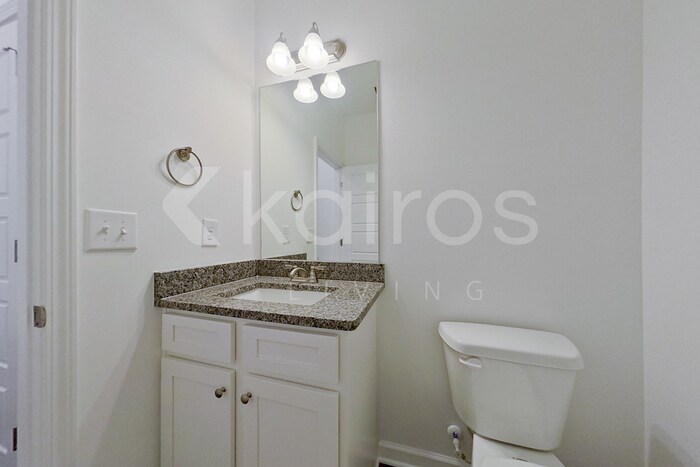 Building Photo - 105 Silver Maple Ln
