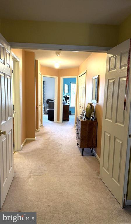 Building Photo - 506 Quincy St