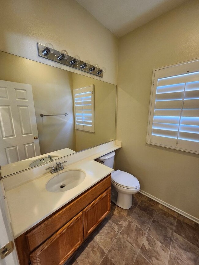 Building Photo - Beautiful two-story home located in the he...