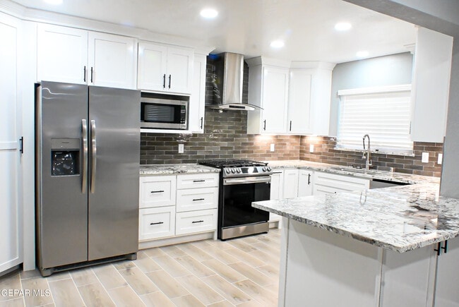 Building Photo - 3405 Hixson Street