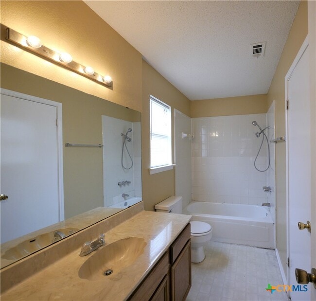 Building Photo - 1510 Westway Dr