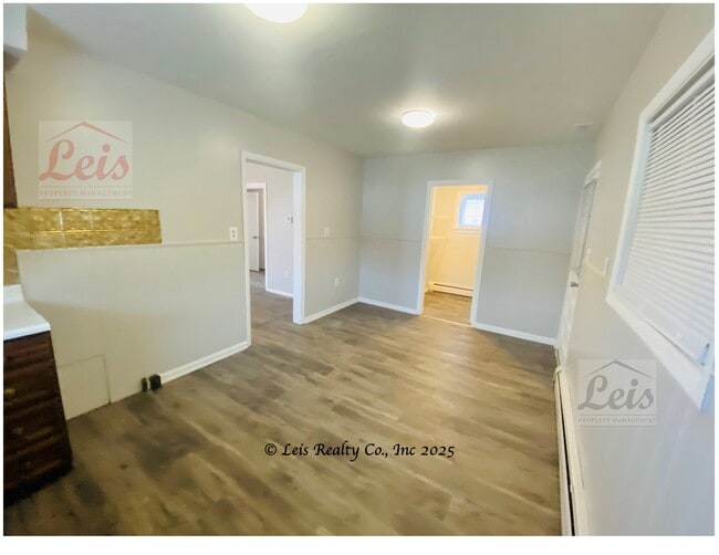 Building Photo - 333 Ellis St