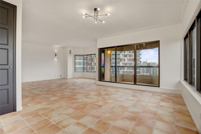 Building Photo - 2001 Holcombe Blvd