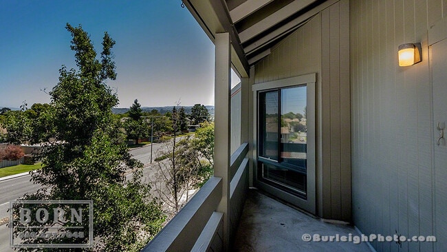 Building Photo - 780 Sea Spray Ln