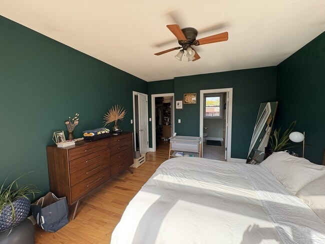 Building Photo - 1902 N Spaulding Ave