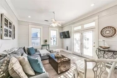 Building Photo - 1015 26th St