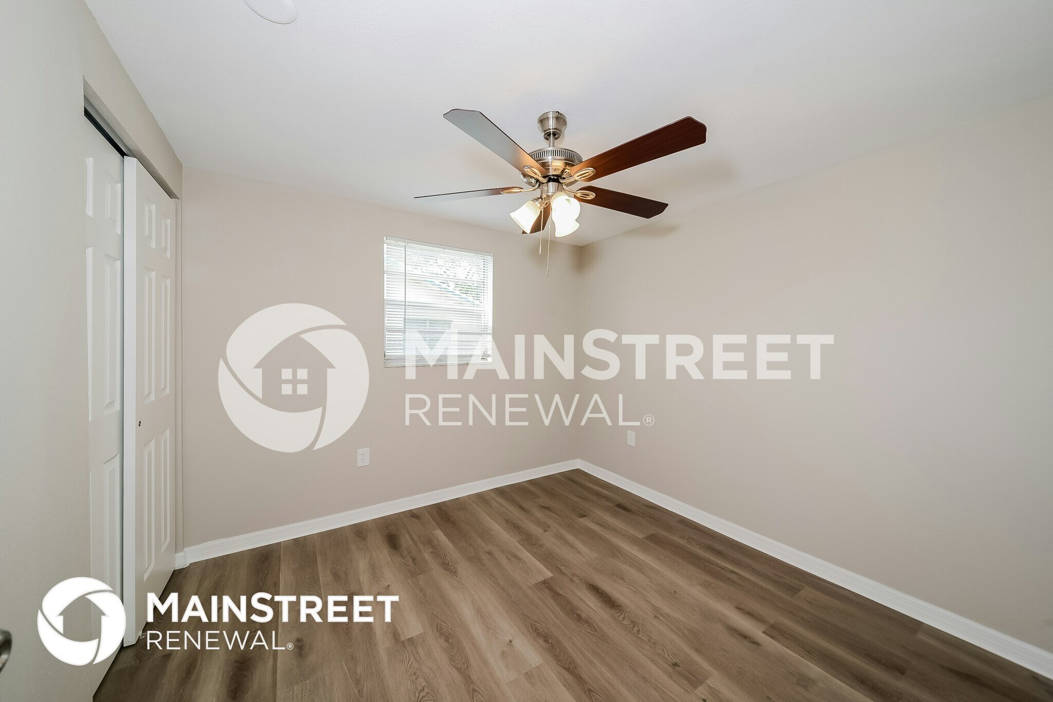 Building Photo - 703 59th Ave Terrace W